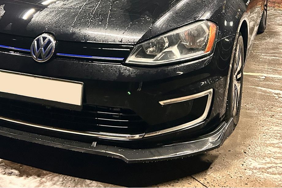 Volkswagen Golf 7/E-Golf 2012-2020 Front Bumper Lip Spoiler (for OEM bumper, 2017-2020, ABS plastic) Photo 1