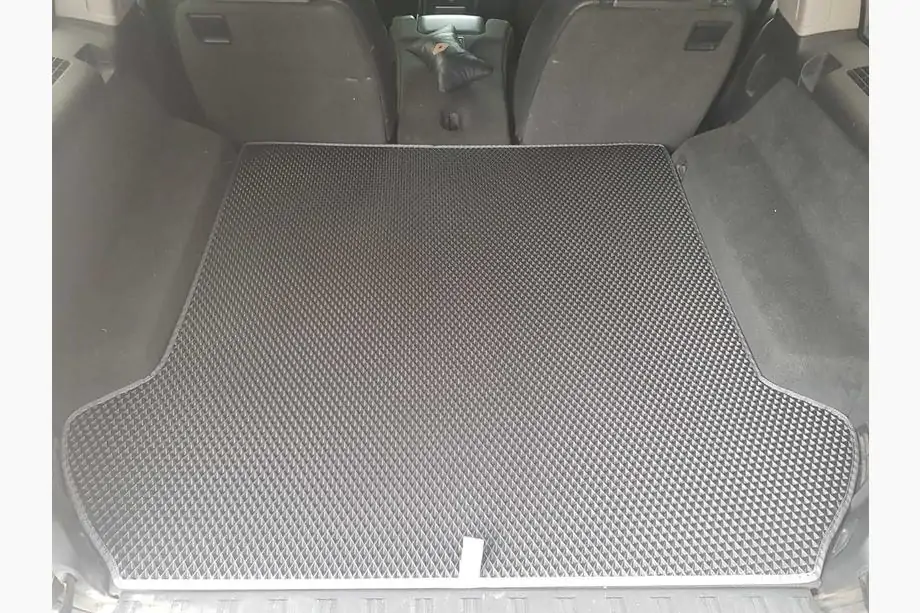 Volvo XC90 2002-2014 Trunk Mat 5-Seater EVA (Gray) Image