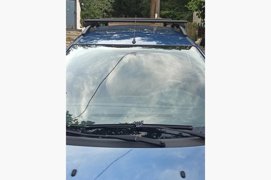 Ford Focus II 2008-2011 Lockable cross bars for standard roof rails Bold Bar V1 (2 pcs) Photo 5