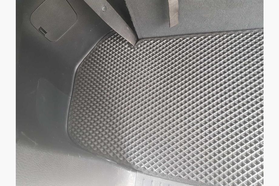 Toyota Highlander 2013-2019 EVA Trunk Mat (small, black) Photo 2