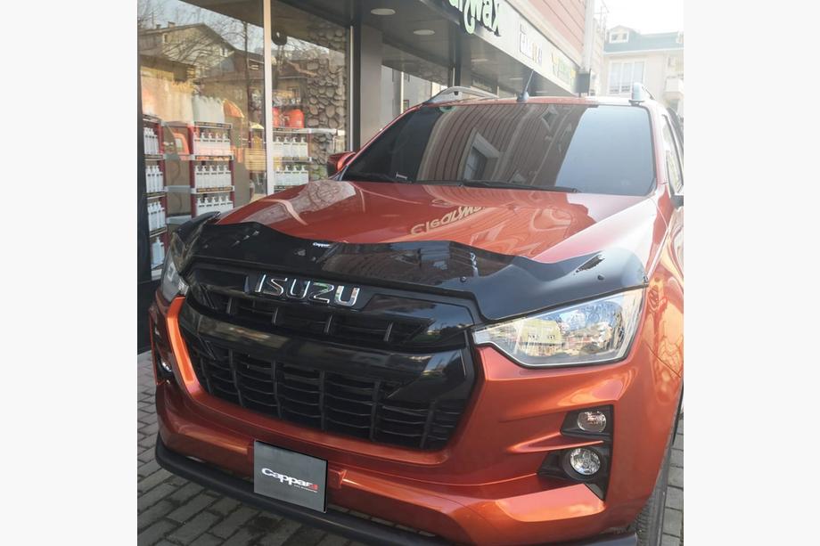 Isuzu D-Max 2019- Hood Deflector BAT (EuroCap) Image