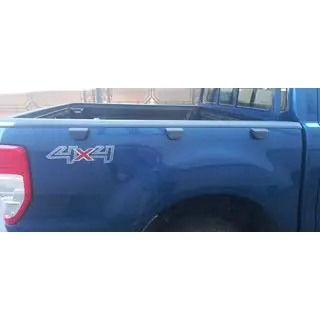 Tailgate edge protector (2015-2022, 3 pcs) photo 2