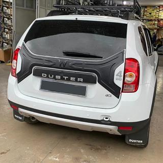 Plastic Trunk Lid Cover Renault Duster 2008–2017 photo 2