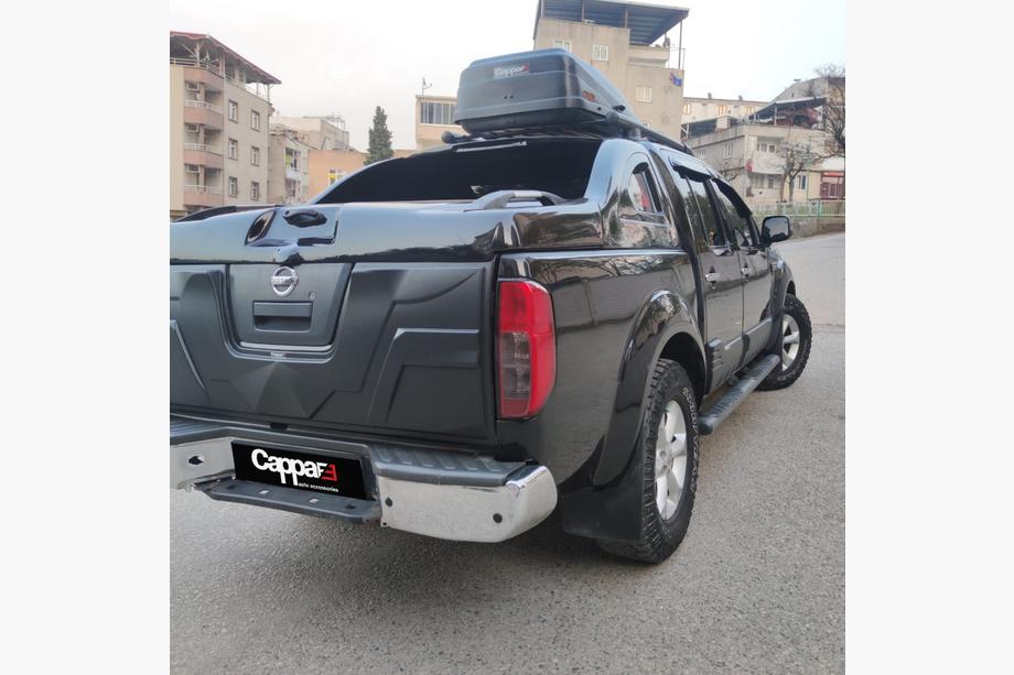 Nissan Navara 2006-2015 Trunk Lid Trim (ABS) Photo 2
