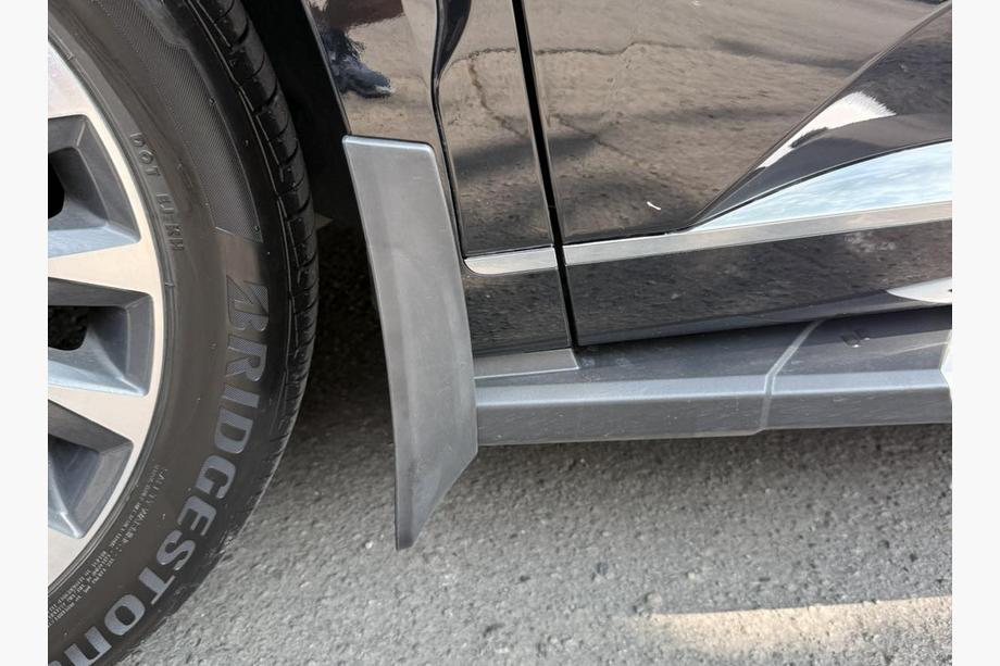 Hyundai Palisade 2018-2025 Original Premium Mud Flaps (4 pcs, vehicles with side steps) Image