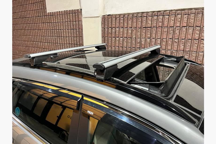 Cross bars for integrated roof rails lockable Wizard V2 (2 pcs) 125cm, grey Image