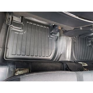 Stingray 3D Rubber Floor Mats (5 pcs, Polyurethane) photo 3