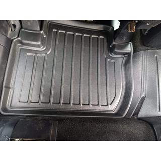 Stingray 3D Rubber Floor Mats (5 pcs, Polyurethane) photo 4