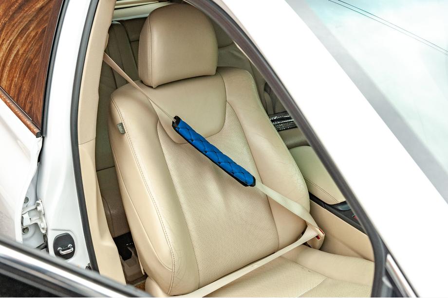 Seat Belt Pads ECO (2 pcs, Blue with Black Stitching) Photo 2