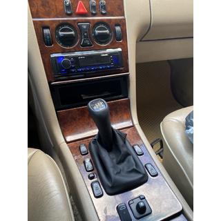 Mercedes W210 Gear Shift Knob and Boot with Frame (6-Speed) Mercedes E-сlass W210 1995-2002 photo 2