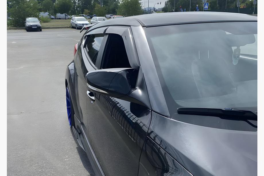 Hyundai Veloster 2011-2017 Mirror covers with turn signal cutout BMW-style (2 pcs) Photo 2