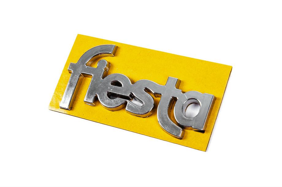Ford Fiesta 1995-2001 Emblem Fiesta 8401a (69mm x 35mm, for door) Photo 2