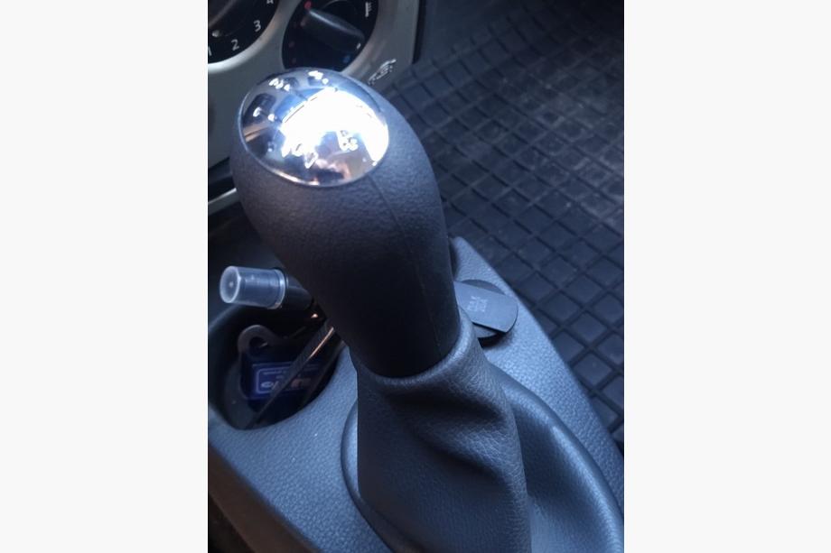 Dacia Logan I 2005-2008 Gear Shift Knob 8200079112 (black with chrome) Photo 3