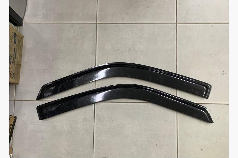 Mercedes Vito W638 1996-2003 DISCOUNT! Window Deflectors (2 pcs, DDU) Image