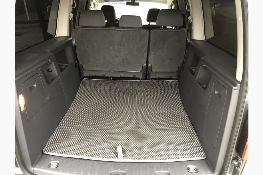Volkswagen Caddy 2004-2010 Trunk Mat V2 MAXI (EVA, Black) Image