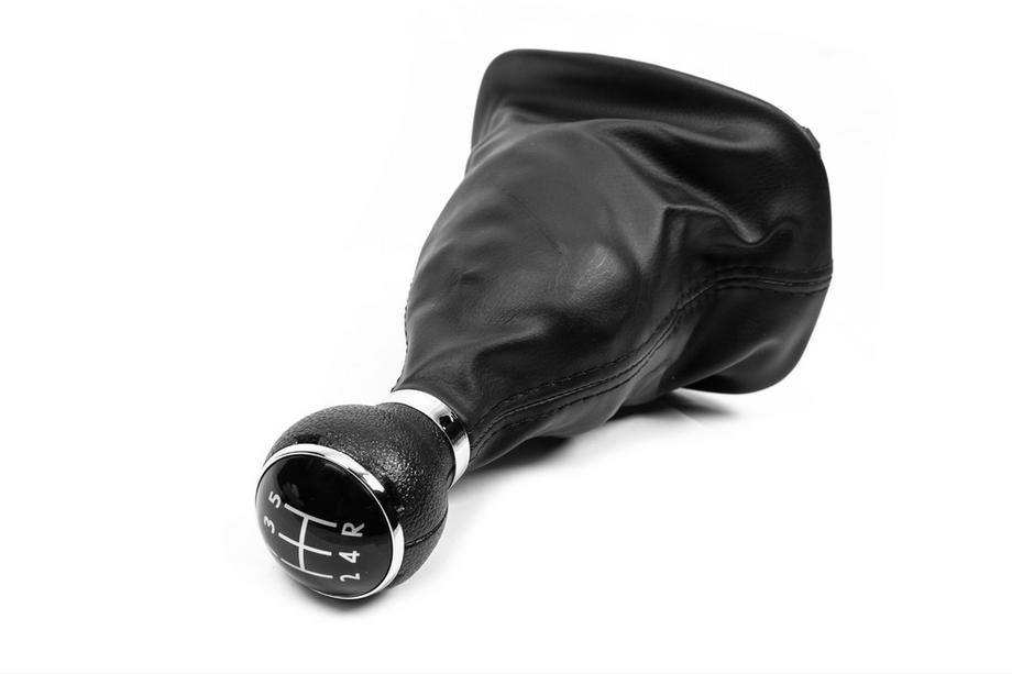 Volkswagen Passat B5 1997-2005 Black gear shift knob with boot (5-speed) Image