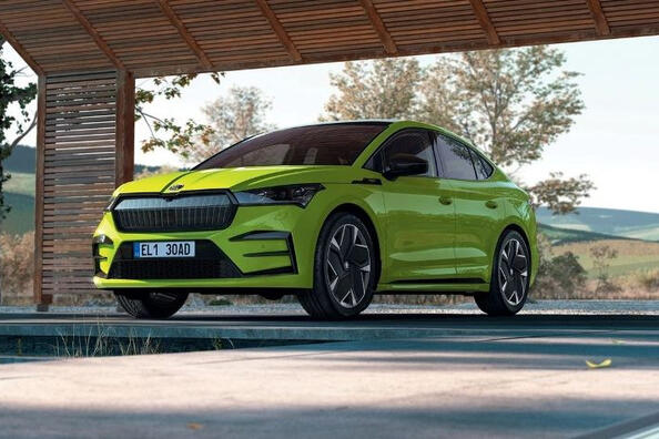 Electric sports crossover Skoda Enyaq Coupe RS iV 4x4