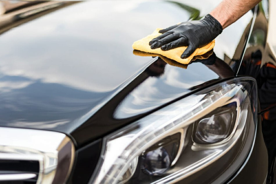 How to get rid of scratches on a car?