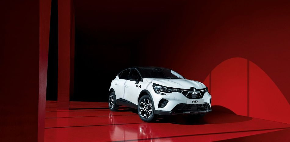 Overview of the fourth generation compact crossover Mitsubishi ASX