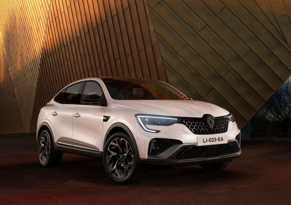 Review of the updated Renault Arkana crossover