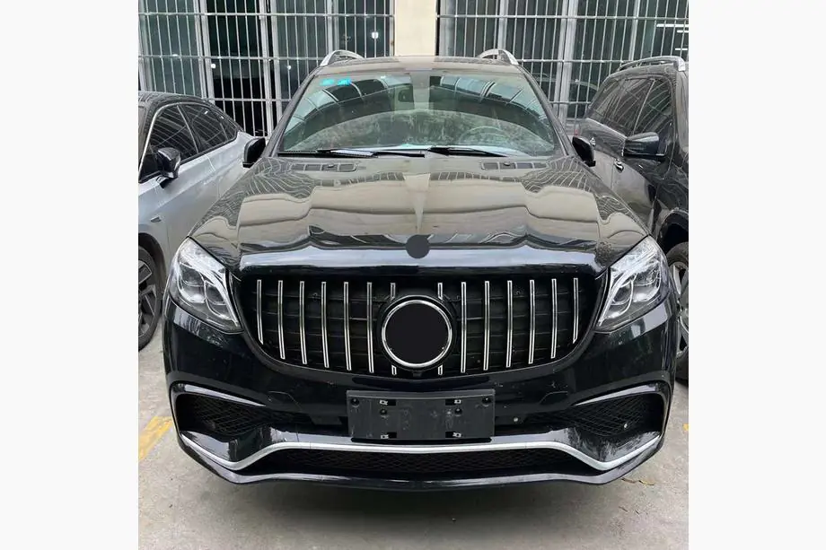 Mercedes GL class X164 2006-2012 Facelift Kit to GLS X166 AMG Image