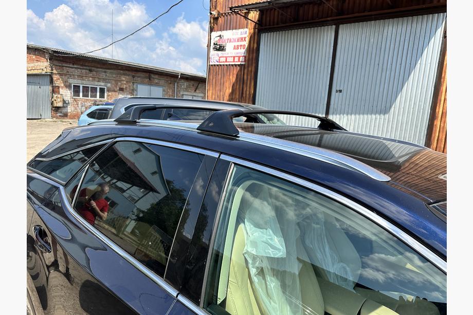 Lexus RX 2016-2022 Original Roof Rack Cross Bars (used, 2021) Image