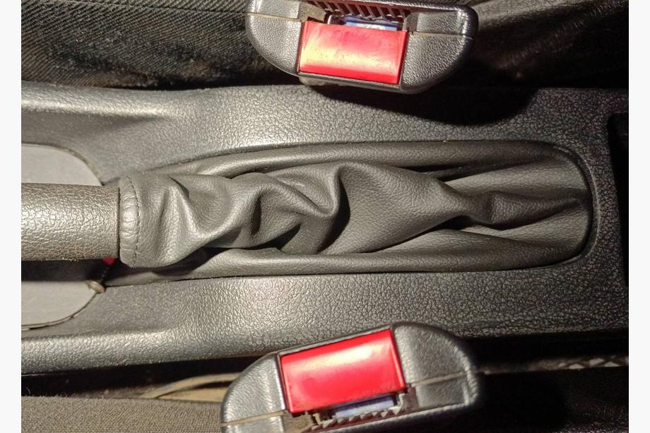 Opel Astra G classic 1998-2012 Handbrake cover (with frame) Image