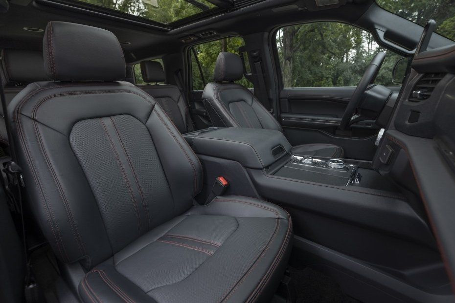 Restyled Ford Expedition SUV of the fourth generation