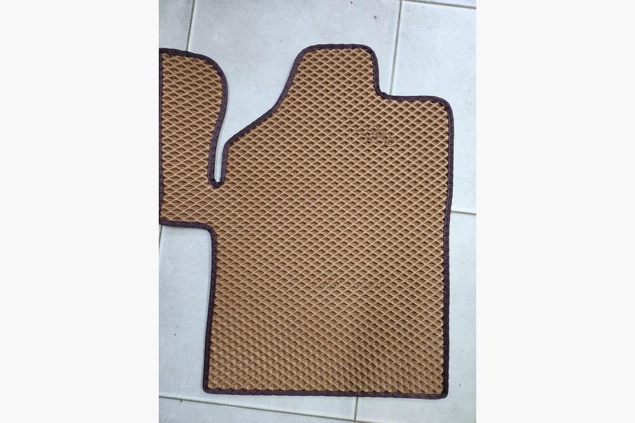 Mercedes Vito W639 2004-2014 Mercedes Vito W639 EVA Rubber Floor Mats (Brick Color) 2+1 DISCOUNT Photo 4