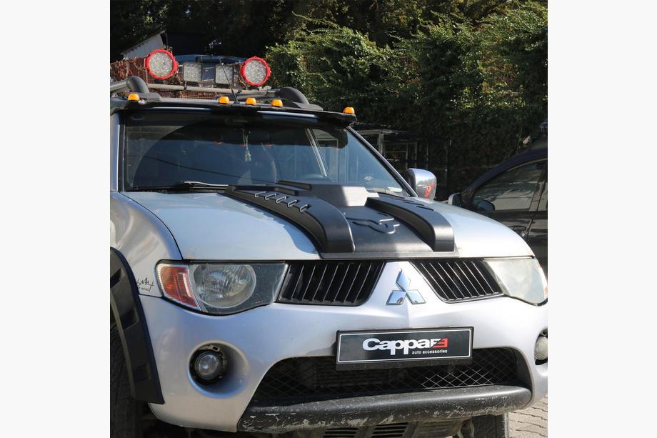 Mitsubishi L200 2006-2015 Hood Scoop V3 (ABS) Image