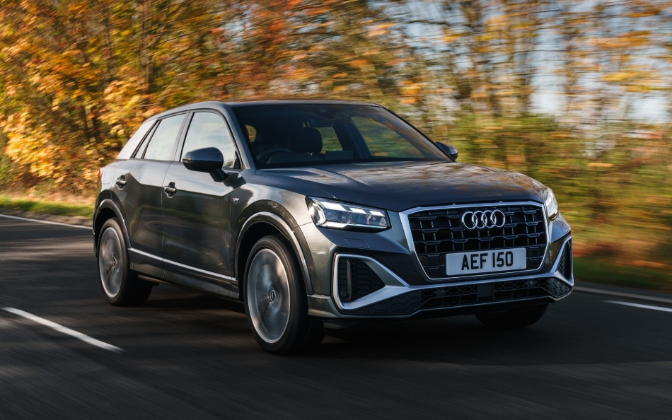 Overview of the compact crossover Audi Q2