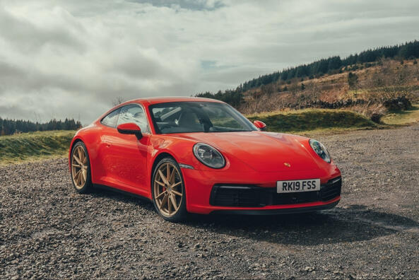 Porsche 911 Carrera: perfectionism in details