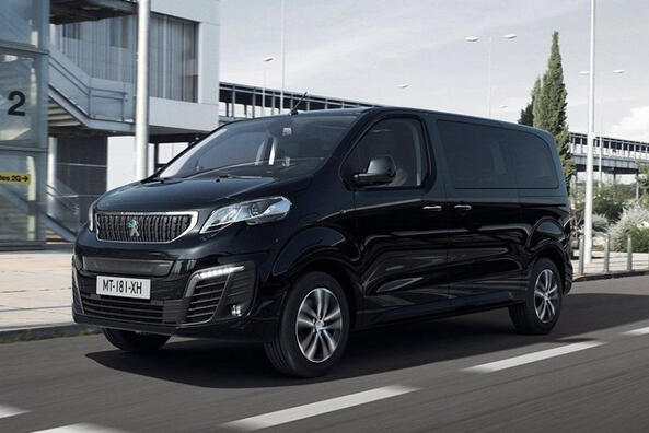 Review of the Peugeot e-Traveller electric minivan