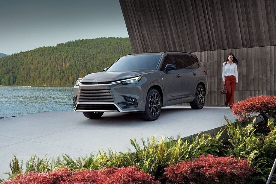 Review of the new Lexus TX SUV
