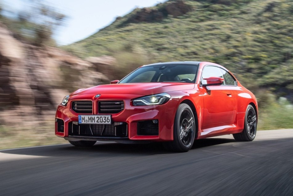 Review of the sports coupe BMW M2 Coupe of the second generation