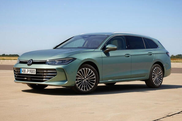 Review of the Volkswagen Passat Variant station wagon of the new generation