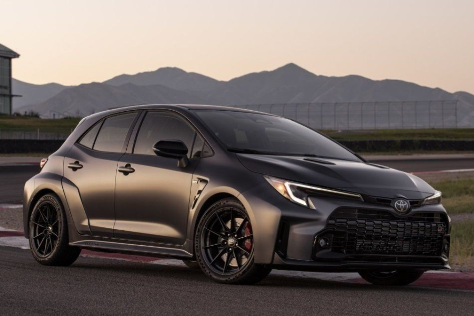 «Charged» four-wheel drive hatchback Toyota Corolla GR