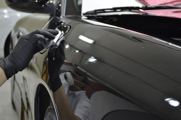 What is a ceramic car coating?