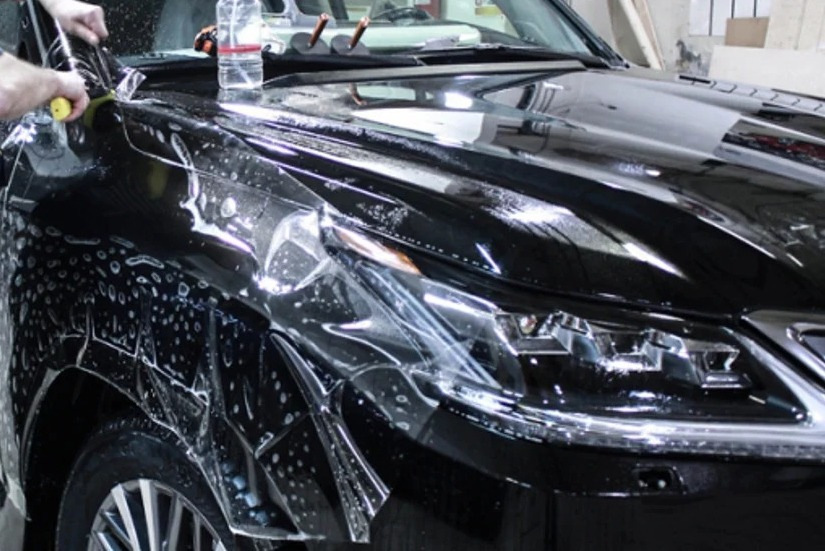 Anti-gravel films for cars: protecting your car from damage