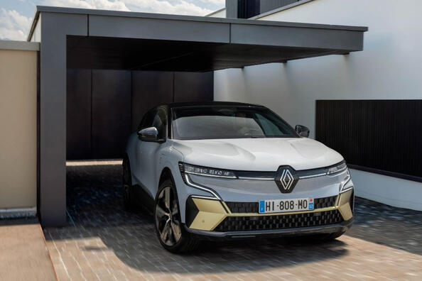 Review of electric hatchback Renault Megane E-Tech