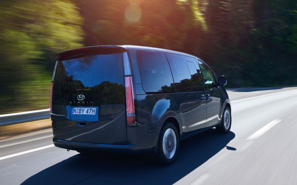 Hyundai Staria minivan review