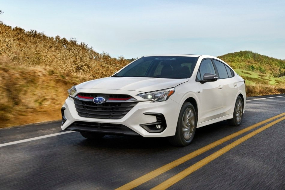 Review of the updated all-wheel drive sedan Subaru Legacy