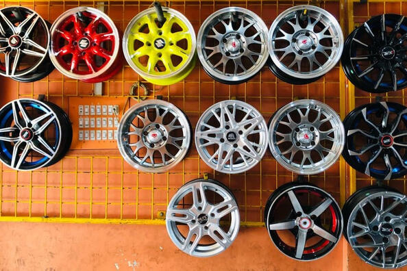 How to choose the color of wheel rims for a car?