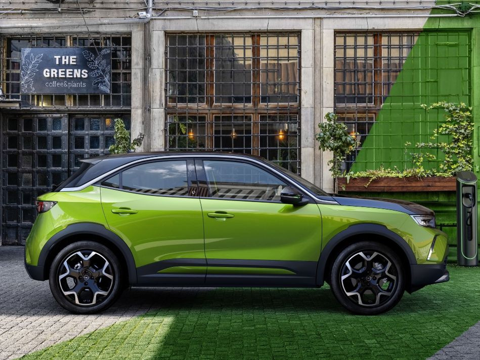 Review of the electric city crossover Opel Mokka-e