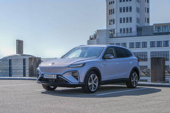 MG Marvel R electric crossover review