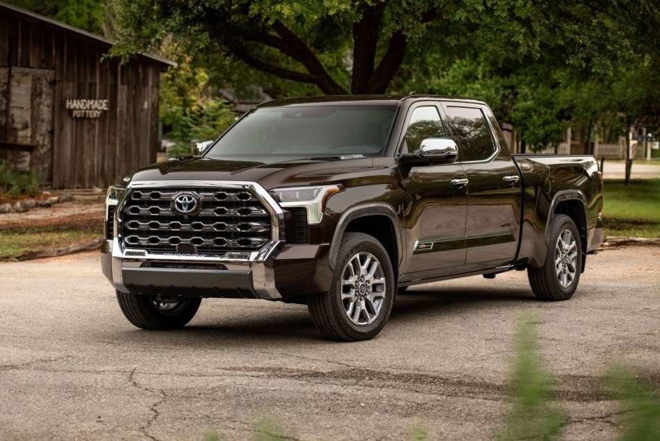 Review of the third generation Toyota Tundra pickup truck