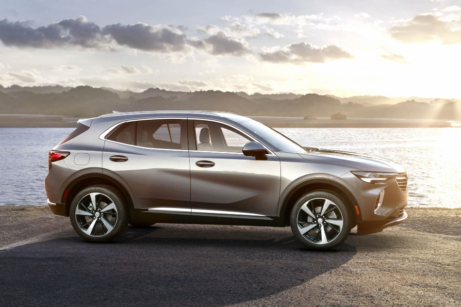 Buick Envision review: modern style and advanced technologies