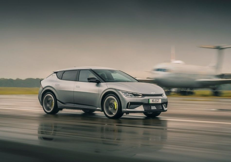 Review of the 585-horsepower all-wheel drive electric crossover - KIA EV6 GT