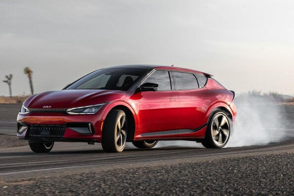 Review of the 585-horsepower all-wheel drive electric crossover - KIA EV6 GT