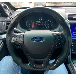 Complete anatomical steering wheel (carbon) photo 1